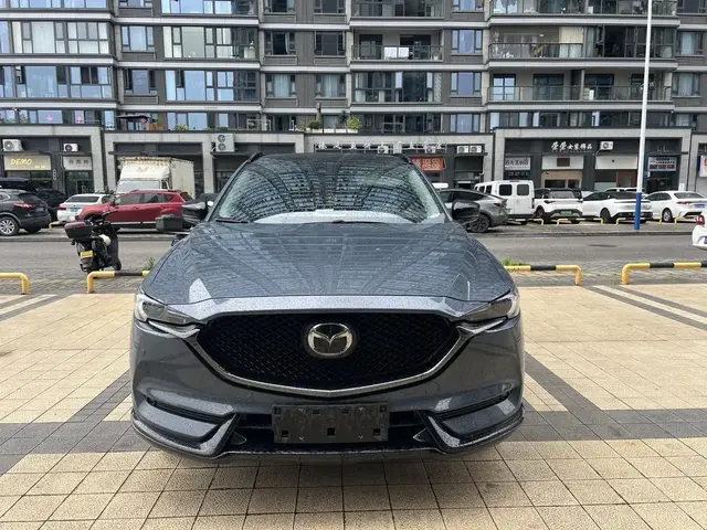 MAZDA CX-5 BLACK KNIGHT EDITION ЭКСКЛЮЗИВНАЯ СЕРИЯ С ЭФФЕКТНЫМИ ЧЕРНЫМИ ЭЛЕМЕНТАМИ ДИЗАЙНА 2021