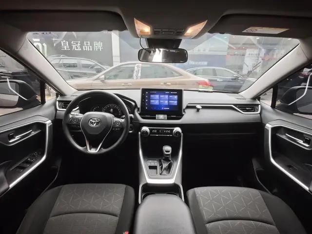 TOYOTA RAV4 2022