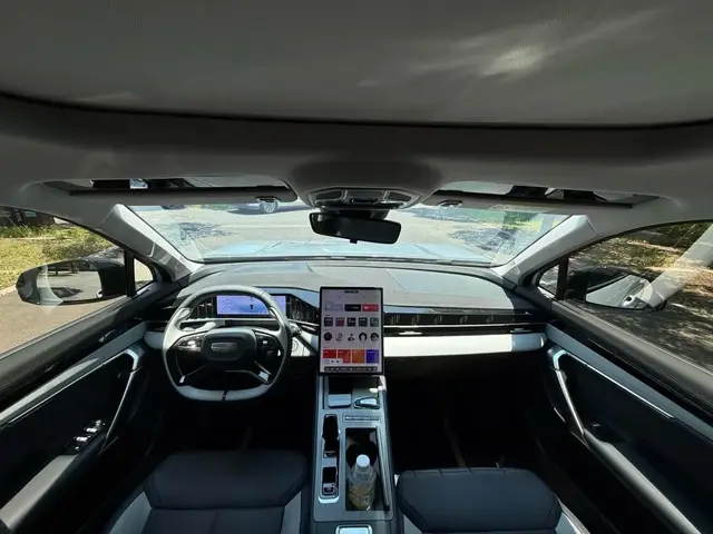 GEELY BOYUE L PREMIUM 2024