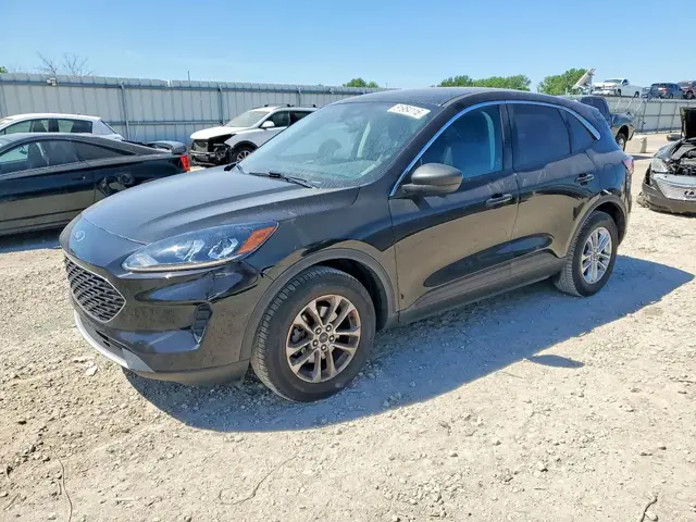 FORD ESCAPE SE 2022