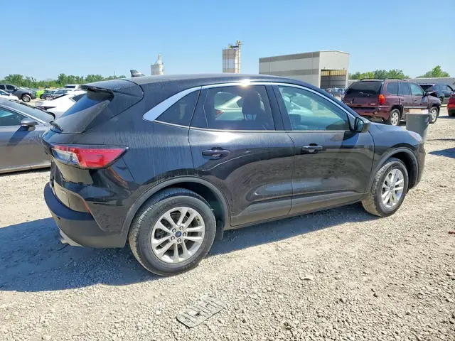 FORD ESCAPE SE 2022