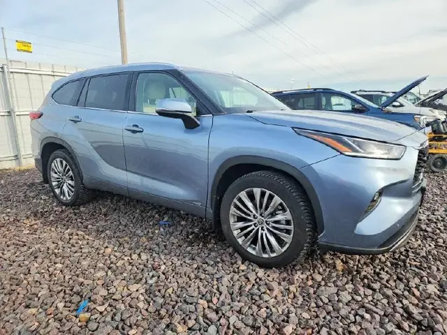 TOYOTA HIGHLANDER HYBRID PLATINUM 2022