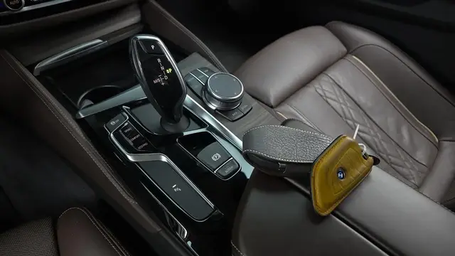 BMW 5 SERIES LUXURY PLUS (МАКСИМУМ КОМФОРТА И ПРЕМИУМА ) 2019