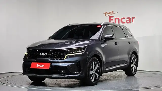 KIA SORENTO NOBLESSE ТОПОВОЕ ИСПОЛНЕНИЕ С ПРЕМИАЛЬНЫМИ МАТЕРИАЛАМИ ОТДЕЛКИ И РАСШИРЕННЫМ ФУНКЦИОНАЛОМ 2022