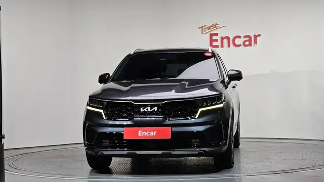 KIA SORENTO NOBLESSE ТОПОВОЕ ИСПОЛНЕНИЕ С ПРЕМИАЛЬНЫМИ МАТЕРИАЛАМИ ОТДЕЛКИ И РАСШИРЕННЫМ ФУНКЦИОНАЛОМ 2022