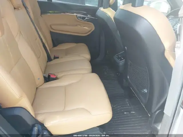 VOLVO XC90 T6 MOMENTUM 2017