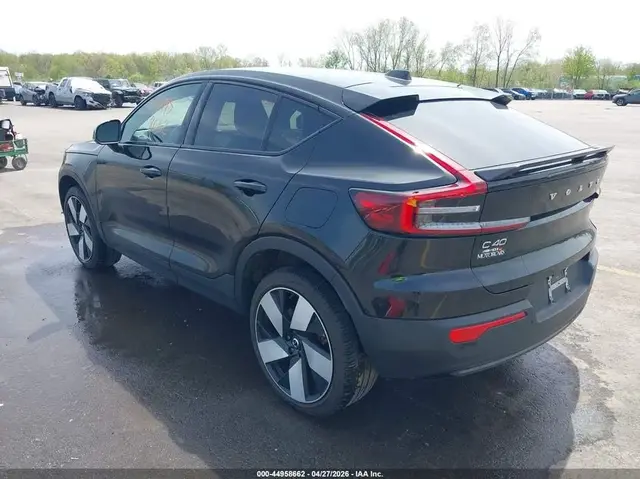 VOLVO XC40 RECHARGE PURE ELECTRIC 2024