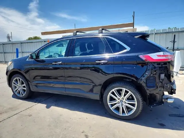 FORD EDGE TITANIUM AWD 2022