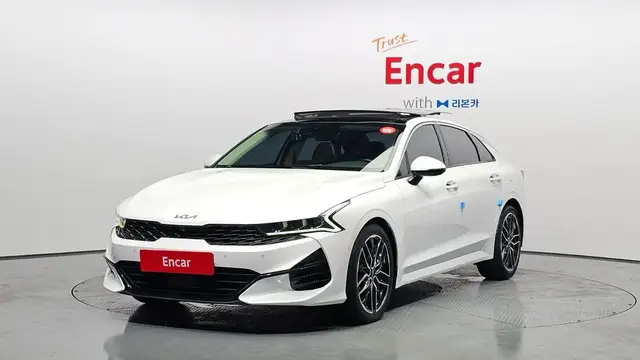 KIA K5 ТОПОВАЯ ВЕРСИЯ ВКЛЮЧАЮЩАЯ ВСЕ ДОСТУПНЫЕ ОПЦИИ КОМФОРТА 2023