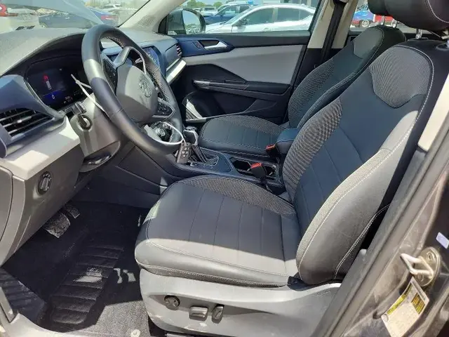 VOLKSWAGEN TAOS SE 2022