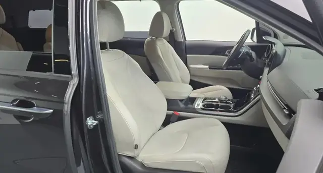 KIA CARNIVAL NOBLESSE 2022