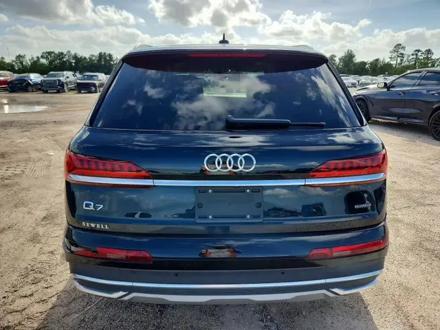 AUDI Q7 PREMIUM 2023