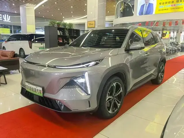GEELY L7 2023