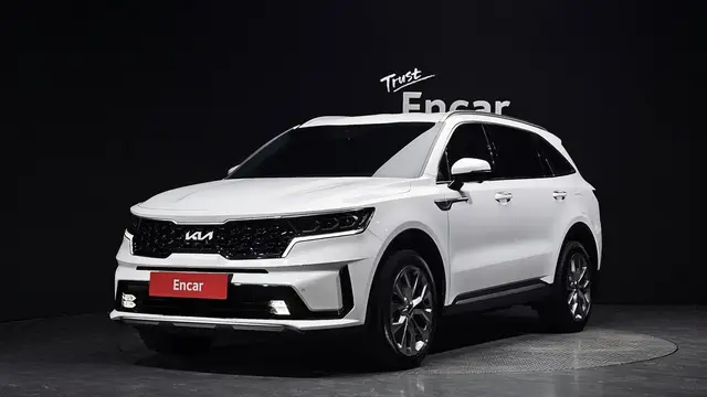 KIA SORENTO NOBLESSE ЭТО ЗОЛОТАЯ СЕРЕДИНА (БОГАТАЯ ПРЕДТОПОВАЯ ВЕРСИЯ) 2023