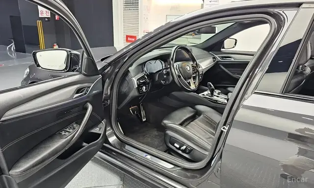 BMW 520D M SPORT 2017