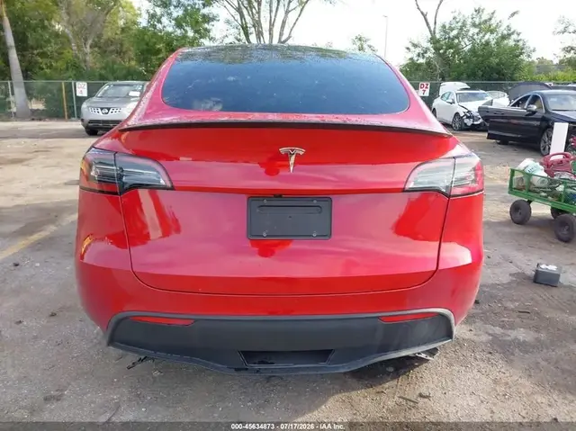 TESLA MODEL Y PERFORMANCE 2023