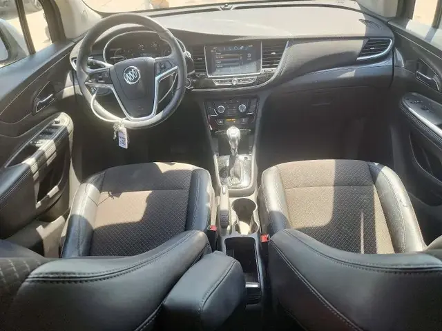 BUICK ENCORE ЭКОНОМИЧНЫЙ И ЮРКИЙ ПРЕМИУМ-КОМПАКТ С МИЗЕРНЫМ ПРОБЕГОМ 2020