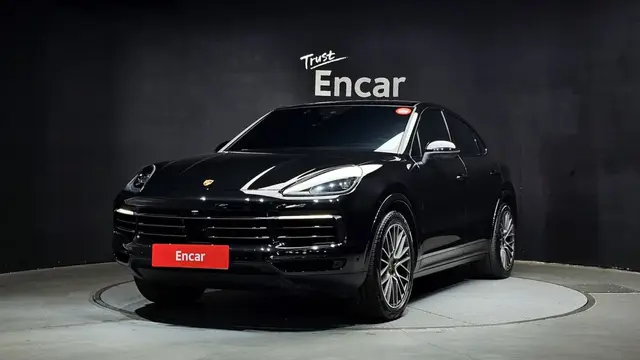 PORSCHE CAYENNE COUPE 2023