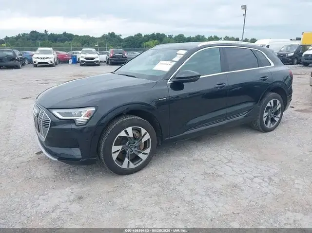 AUDI E-TRON PREMIUM PLUS 2022