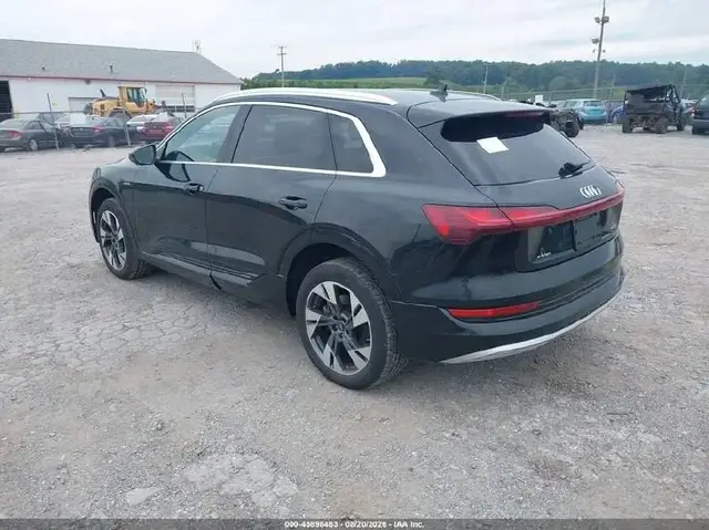 AUDI E-TRON PREMIUM PLUS 2022