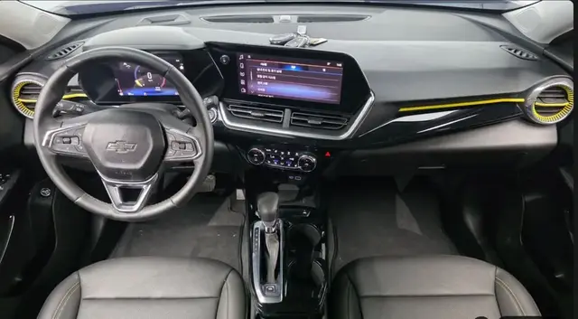 CHEVROLET TRAX CROSSOVER ACTIV (ЧЕРНЫЙ ГЛЯНЕЦ АГРЕССИВНЫЙ ВНЕДОРОЖНЫЙ ОБВЕС ТЕМНЫЕ ДИСКИ) 2023