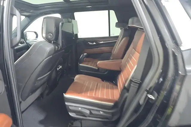 GMC YUKON ГОД 2023 2023