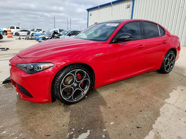 ALFA ROMEO GIULIA BASE 2025