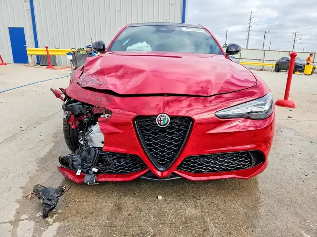 ALFA ROMEO GIULIA BASE 2025