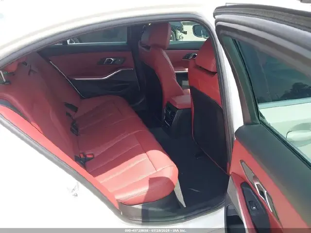 BMW 330I 2025