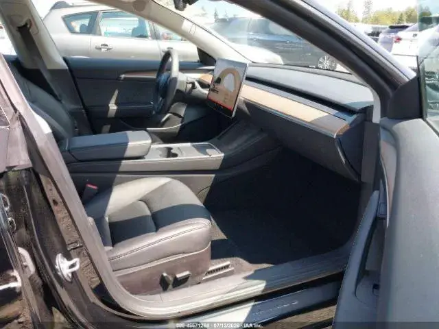 TESLA MODEL 3 LONG RANGE 2022