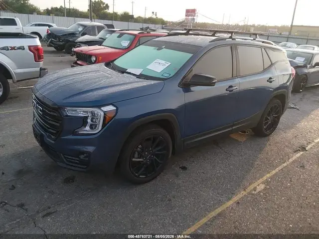 GMC TERRAIN SLT 2024