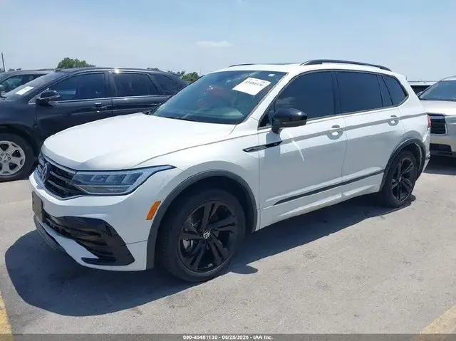 VOLKSWAGEN TIGUAN SE 2023