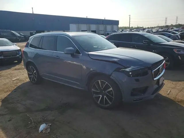 VOLVO XC90 2022