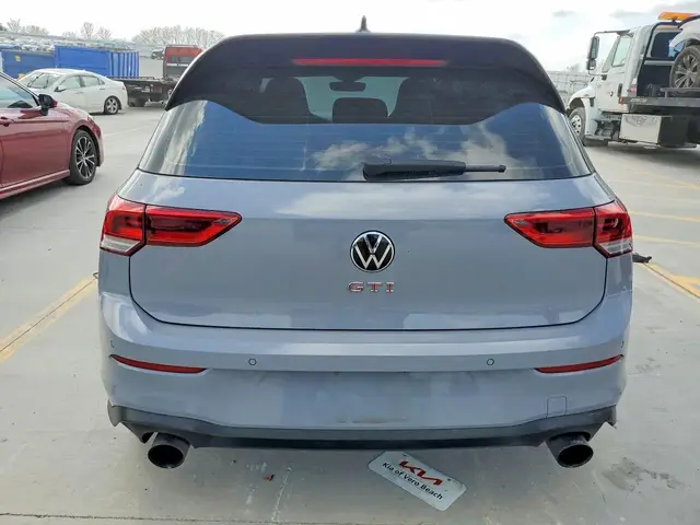 VOLKSWAGEN GOLF GTI 2022