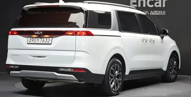 KIA CARNIVAL PRESTIGE 2023