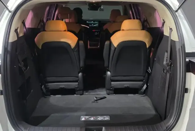 KIA CARNIVAL PRESTIGE 2022