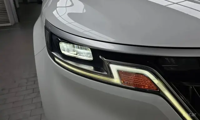 KIA CARNIVAL IV PRESTIGE 2023