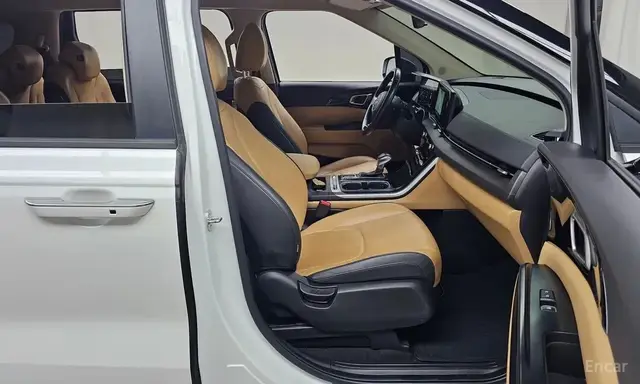 KIA CARNIVAL IV PRESTIGE 2023