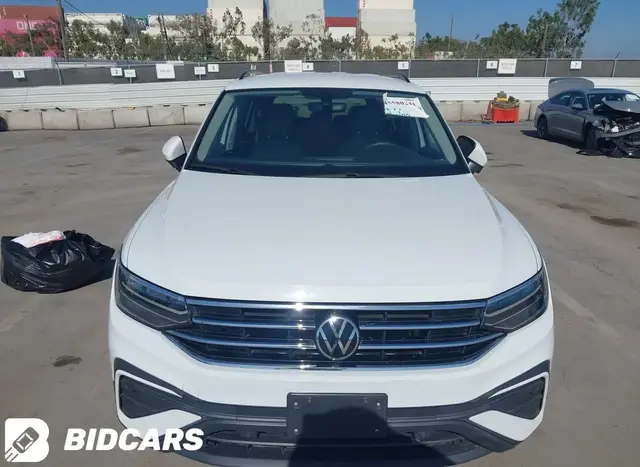 VOLKSWAGEN TIGUAN S 2023