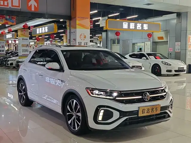 VOLKSWAGEN T-ROC ПРОБЕГ 32 600 КМ ДЛЯ 2023 ГОДА ЭТО ЭКСТРЕМАЛЬНО МАЛО АВТОМОБИЛЬ ПРАКТИЧЕСКИ НОВЫЙ 2023