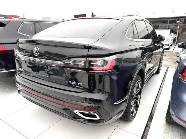 VOLKSWAGEN TIGUAN X 4MOTION ПРОБЕГ 40 000 КМ ДЛЯ 2022 ГОДА ЭТО ОТЛИЧНЫЙ ПОКАЗАТЕЛЬ ДВИГАТЕЛЬ ТОЛЬКО РАЗОГРЕЛСЯ 2022