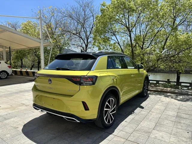 VOLKSWAGEN T-ROC 2023