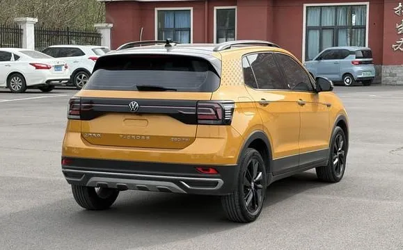 VOLKSWAGEN T-CROSS 2022