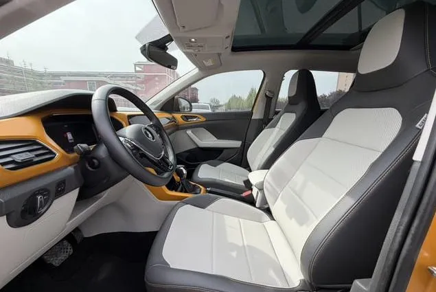 VOLKSWAGEN T-CROSS 2022