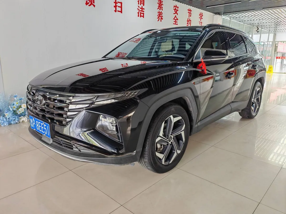 HYUNDAI TUCSON 2023