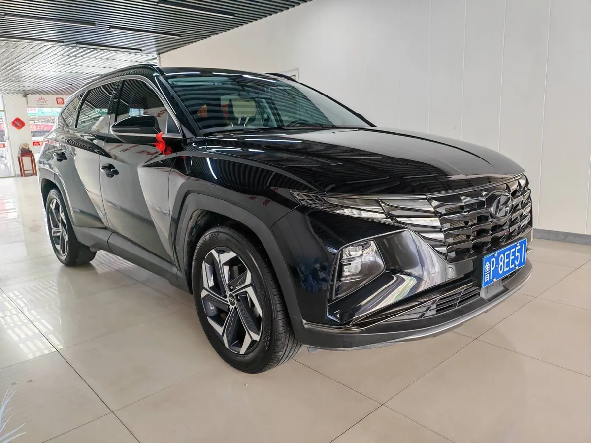 HYUNDAI TUCSON 2023