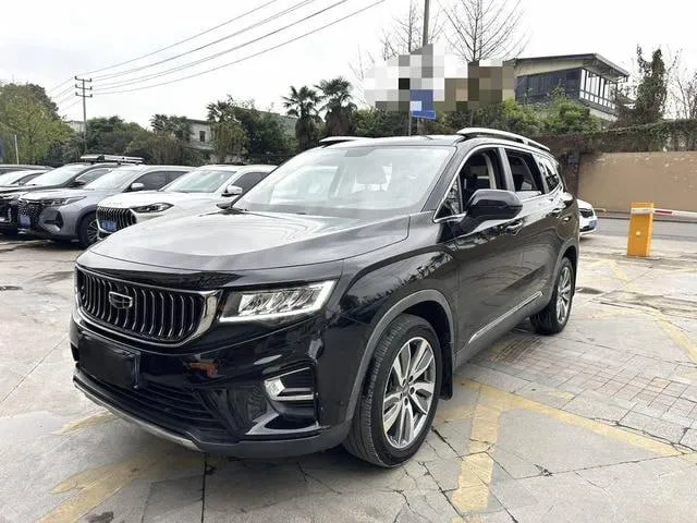 GEELY OKAVANGO 2021