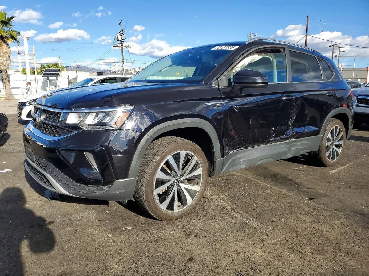 VOLKSWAGEN TAOS - 08/2023 TAOS SE - 08/2023 2023