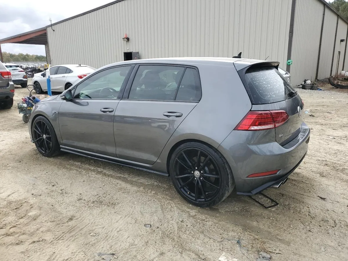 VOLKSWAGEN GOLF R 2019