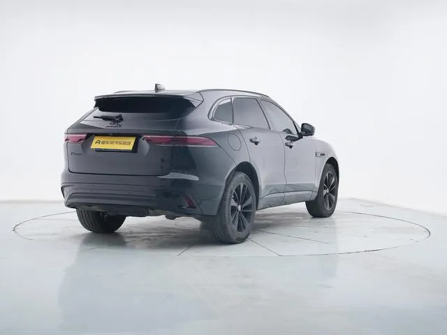 JAGUAR F-PACE P250 R-DYNAMIC 2023